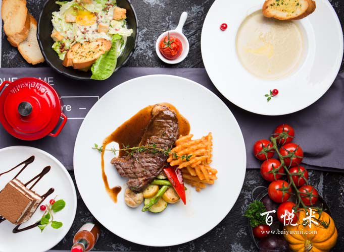 西餐的技術(shù),是到哪里報名的呢?學(xué)費要多少?